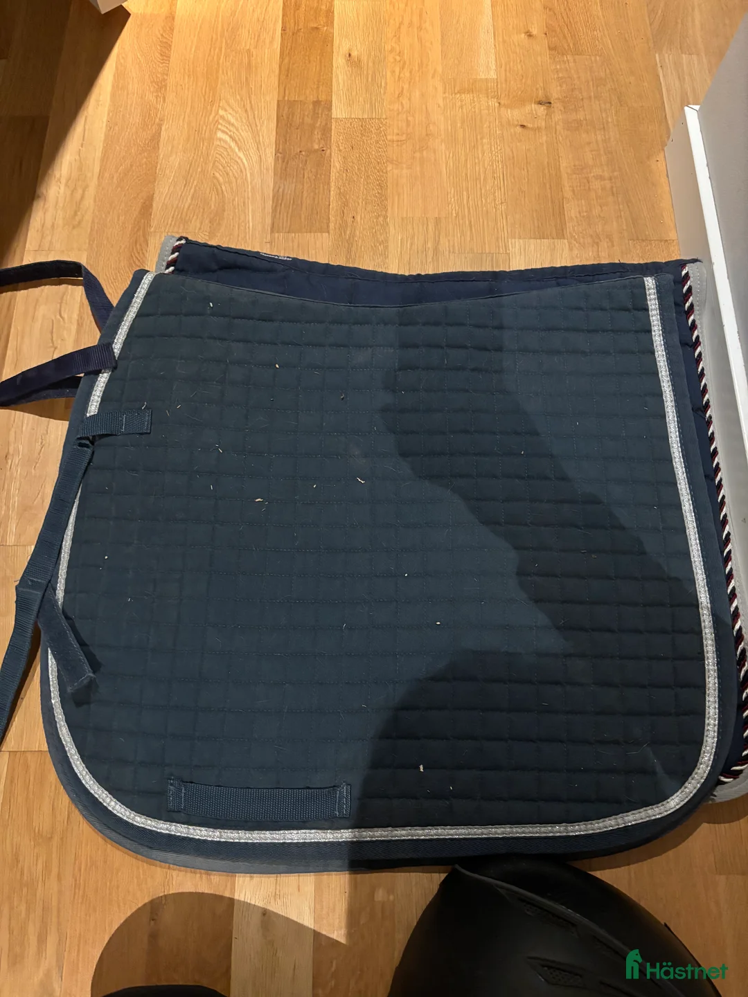 Schabrak & Vojlockar hästutrustning till salu: Flera olika schabrak  i Västerhaninge - Annons 2