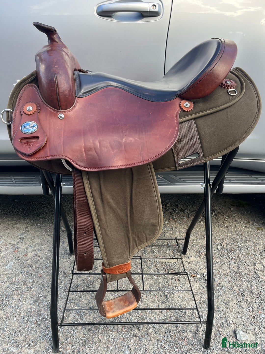 Sadlar hästutrustning till salu: Fabtron Westernsadel  i Knivsta - Annons 2