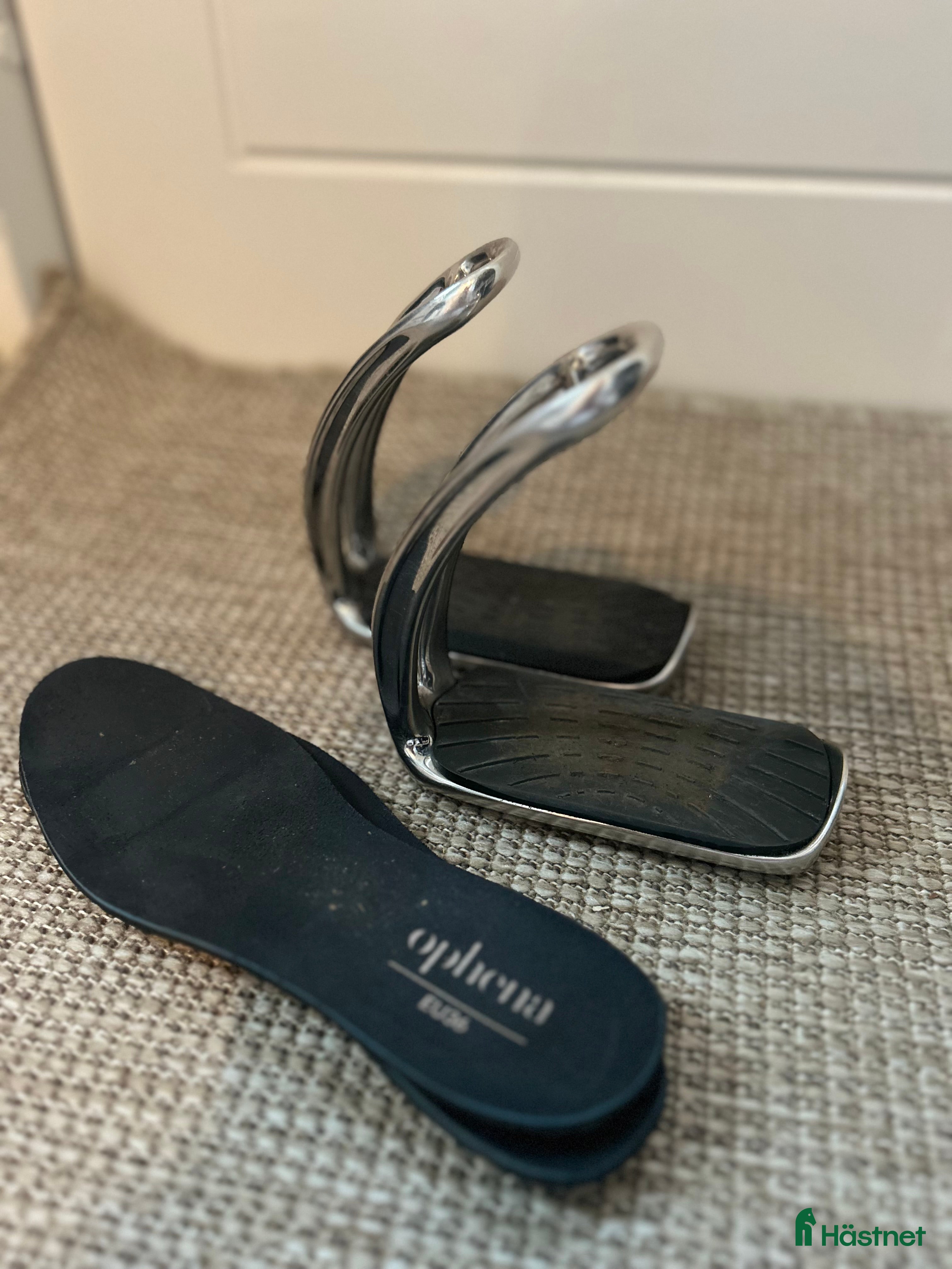 Stigbyglar hästutrustning Ophena stigbyglar  i Ronneby - Annons 21