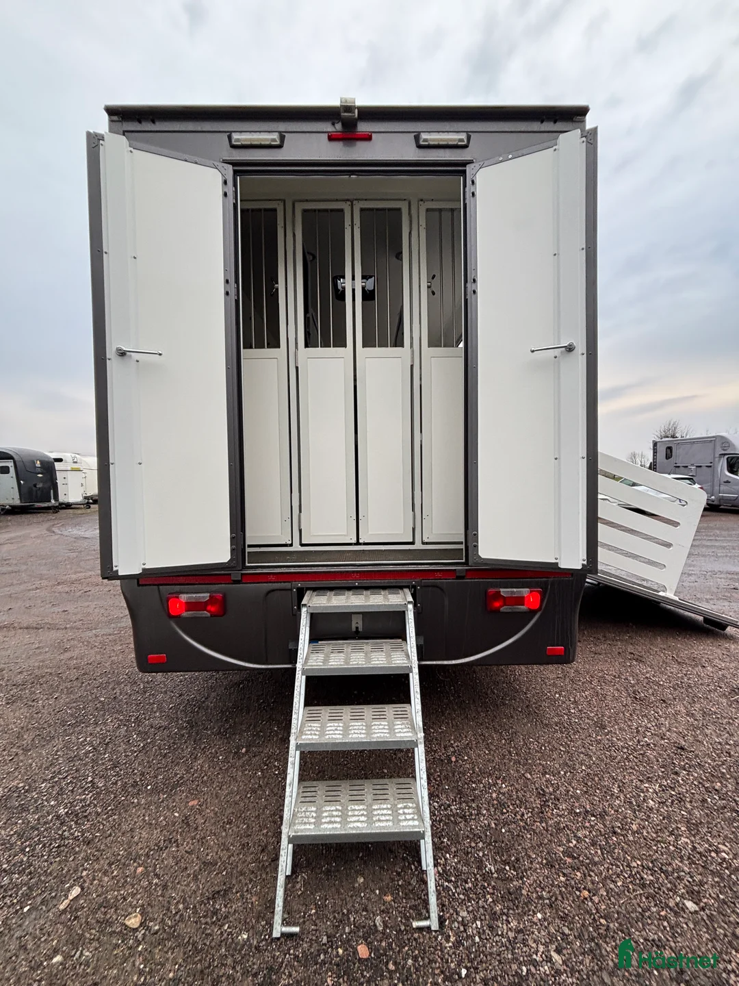 Hästlastbilar  fordon & transport till salu: IVECO C-kortsbil i Laholm - Annons 10