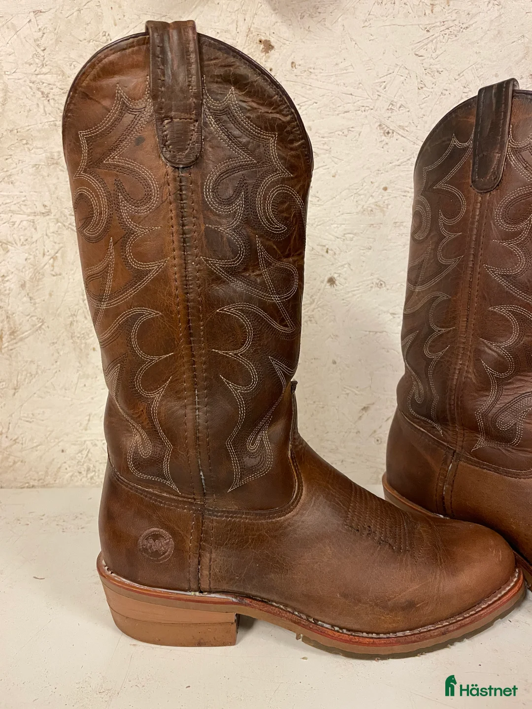 Ridstövlar ryttarutrustning till salu: Westernboots med sporrar i Karlstad - Annons 4