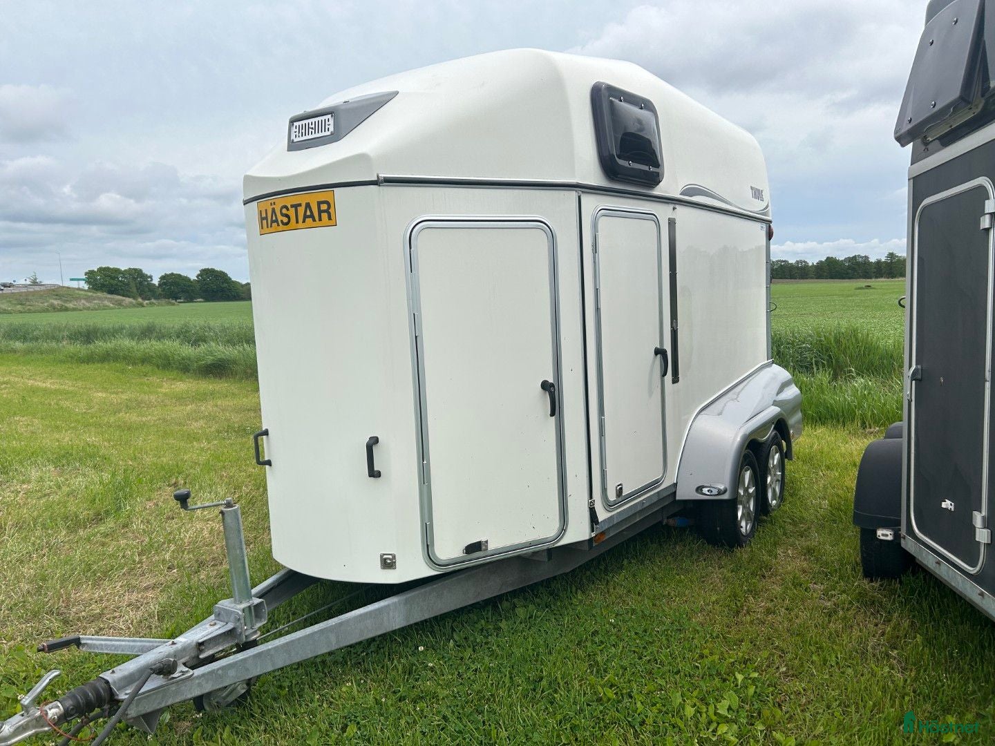 Hästtransporter  fordon & transport till salu:  Thule Excellente 2014  - Annons 1