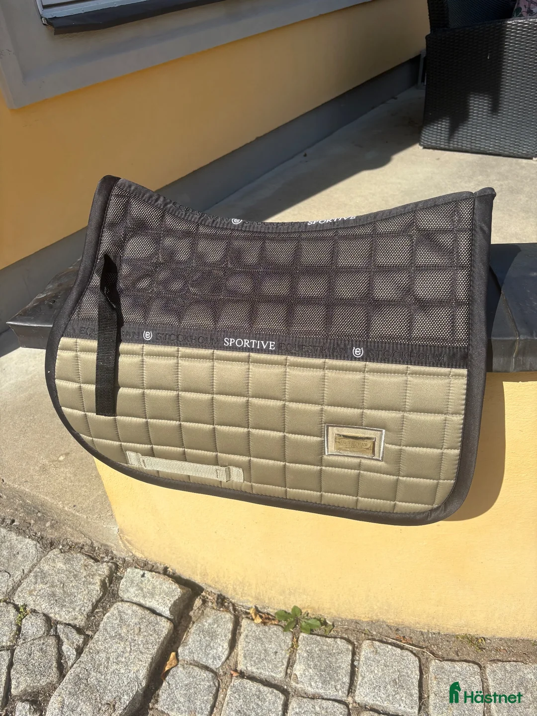 Schabrak & Vojlockar hästutrustning till salu: Equestrian Stockholm Sportive schabrak – PONY - Annons 1