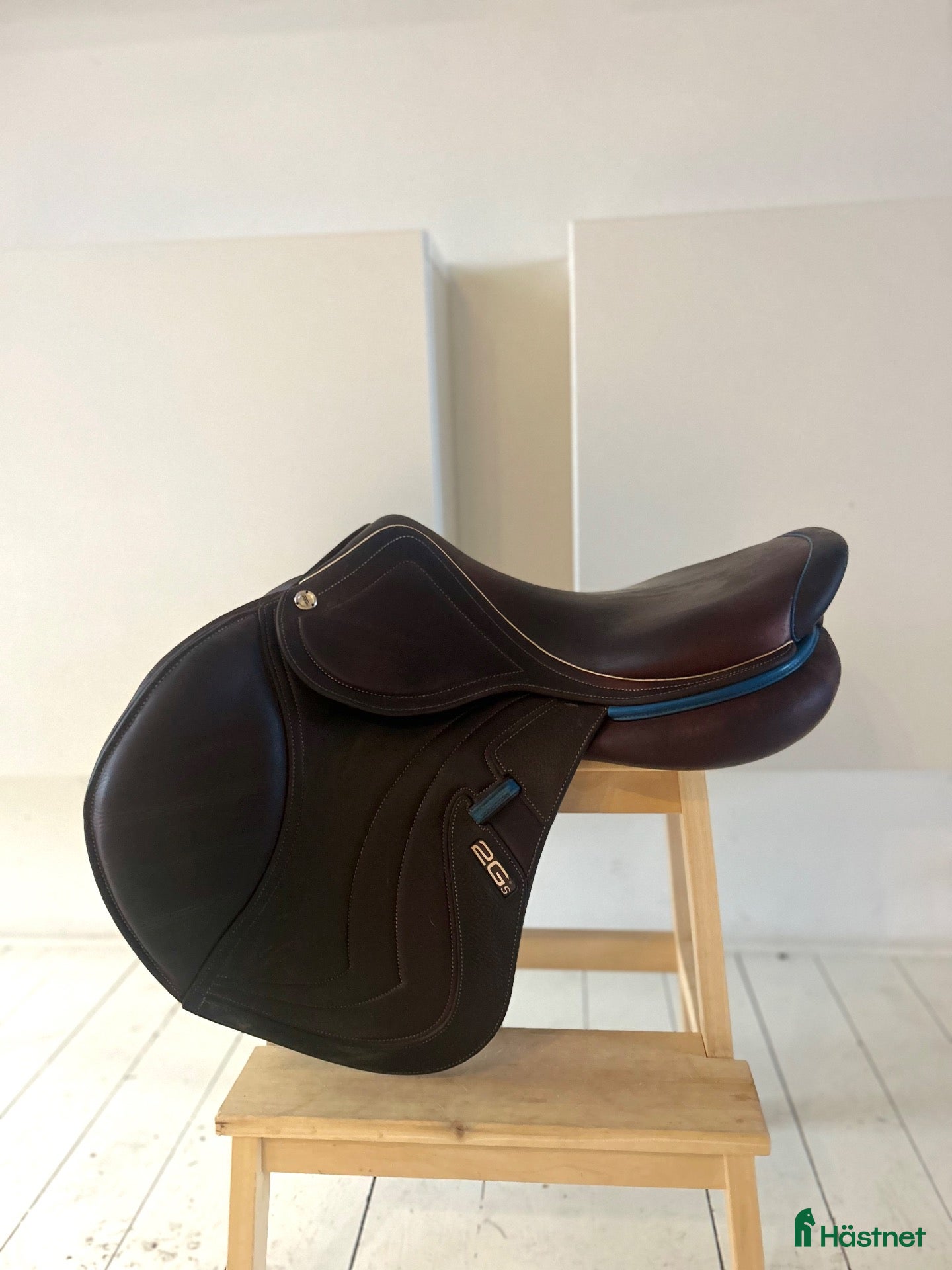 Sadlar hästutrustning CWD Mademoiselle 2Gs 17" - Annons 3