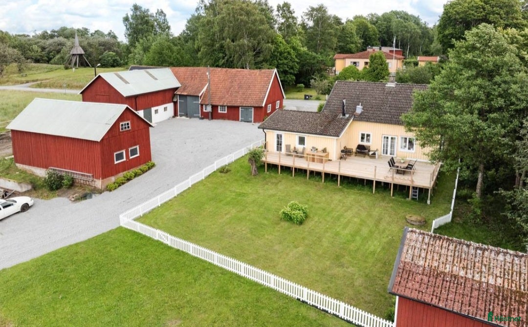  hästgårdar till salu: Gård utanför Alingsås - Annons 1