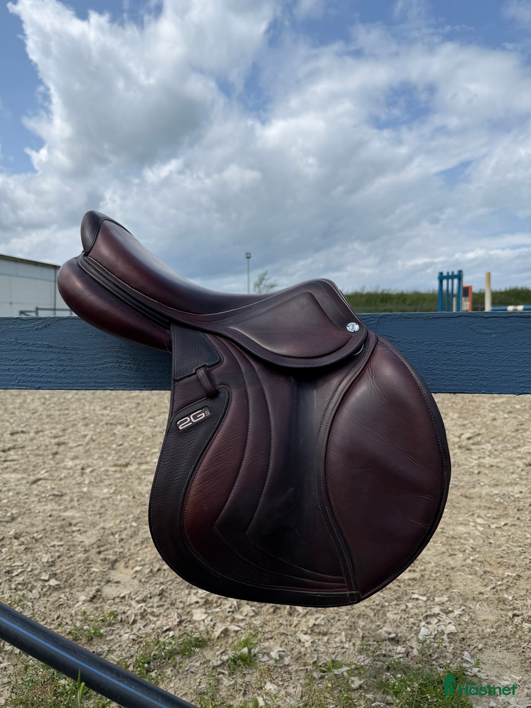 Sadlar hästutrustning till salu: CWD Mademoiselle 17,5” i Helsingborg - Annons 2