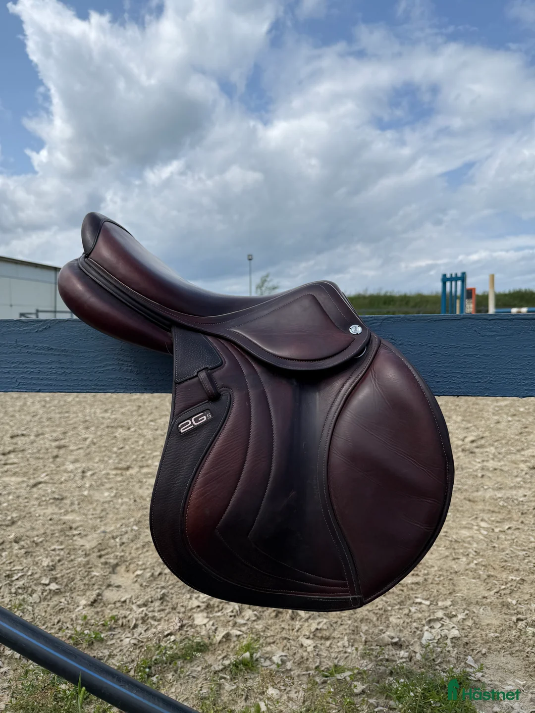 Sadlar hästutrustning till salu: CWD Mademoiselle 17,5” i Helsingborg - Annons 2