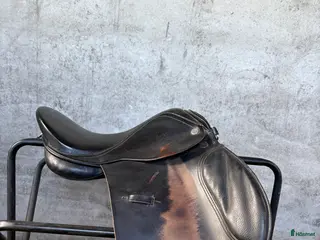 Sadlar hästutrustning till salu: Ponnysadel i Brösarp - Annons 3