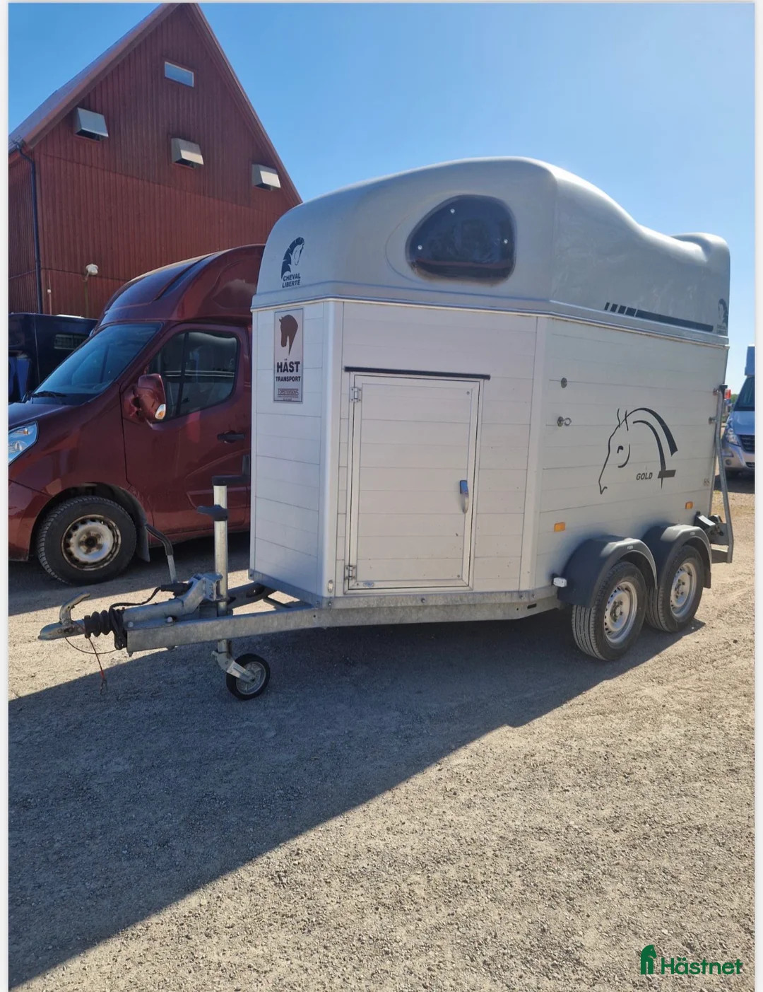 Hästtransporter  fordon & transport till salu: Hästtransport Cheval aluminium låg tjänstevikt  - Annons 1