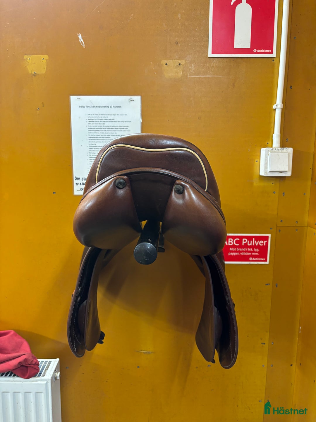 Sadlar hästutrustning till salu: Prestige Michael Robert i Nacka - Annons 4