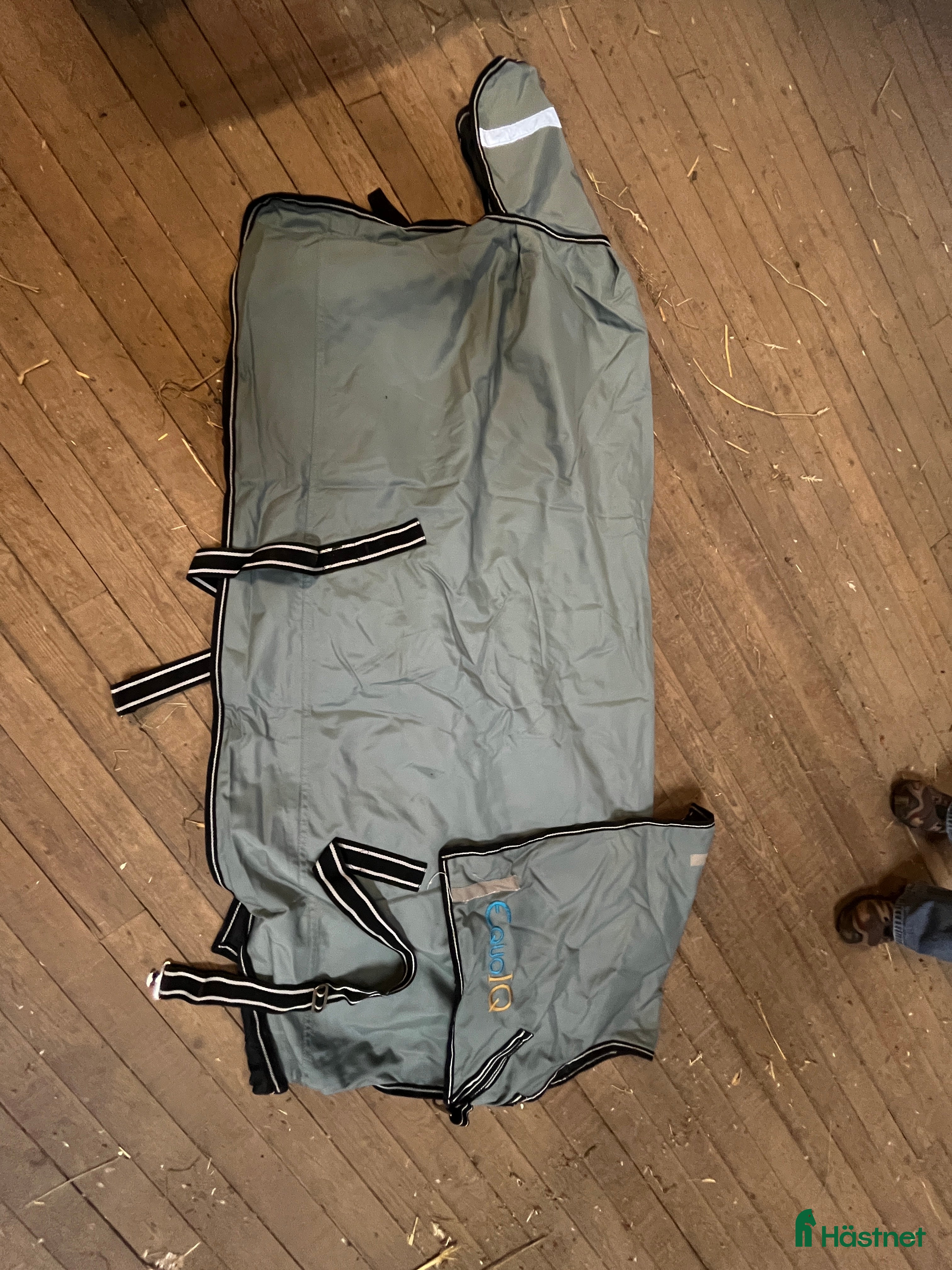 Täcken hästutrustning Säljer utetäcken samt ländtäcke & eksemhuva  i Tyresö - Annons 2