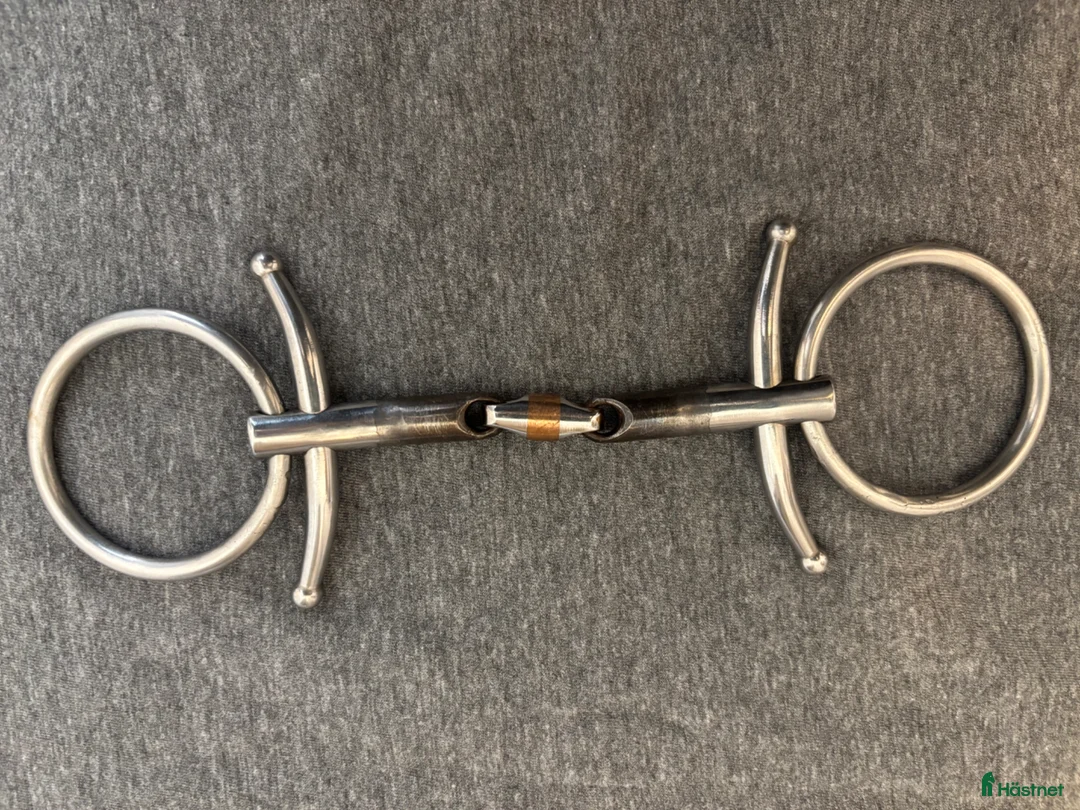 Bett hästutrustning till salu: John babyfulmer 9,5 cm - Annons 2