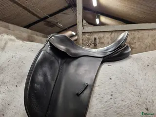 Sadlar hästutrustning County Dressyr sadel - Annons 5