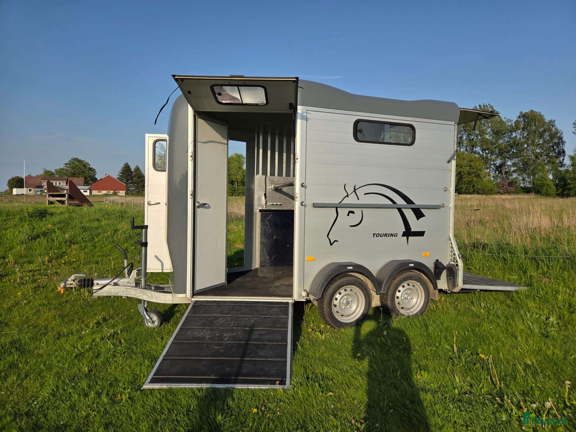 Hästtransporter  fordon & transport till salu: Cheval libert touring country  - Annons 1