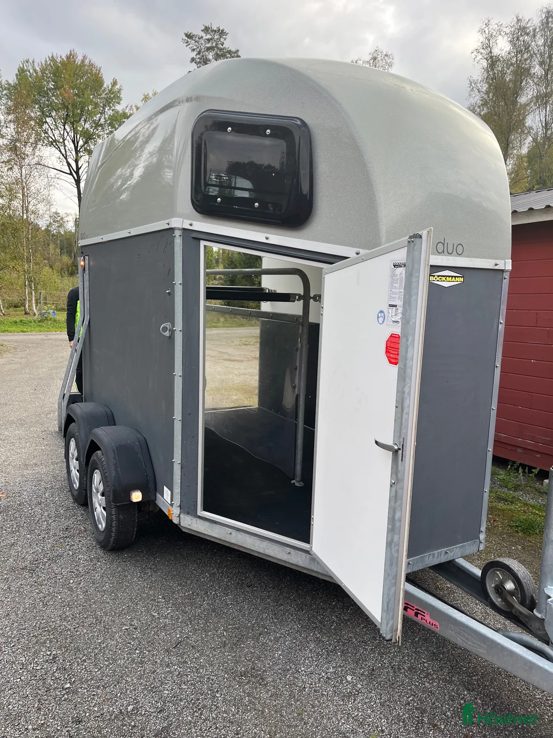 Hästtransporter  fordon & transport till salu: Böckman Duo 2017 alugolv nästan oanvänd  i Sigtuna - Annons 6