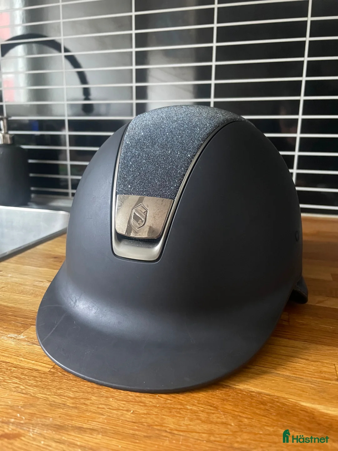 Hjälmar ryttarutrustning till salu: Superfin Samshield hjälm - Annons 1