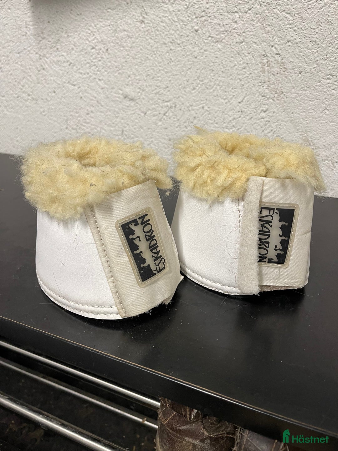 Benskydd hästutrustning till salu: Eskadron-boots i Sundsvall - Annons 1