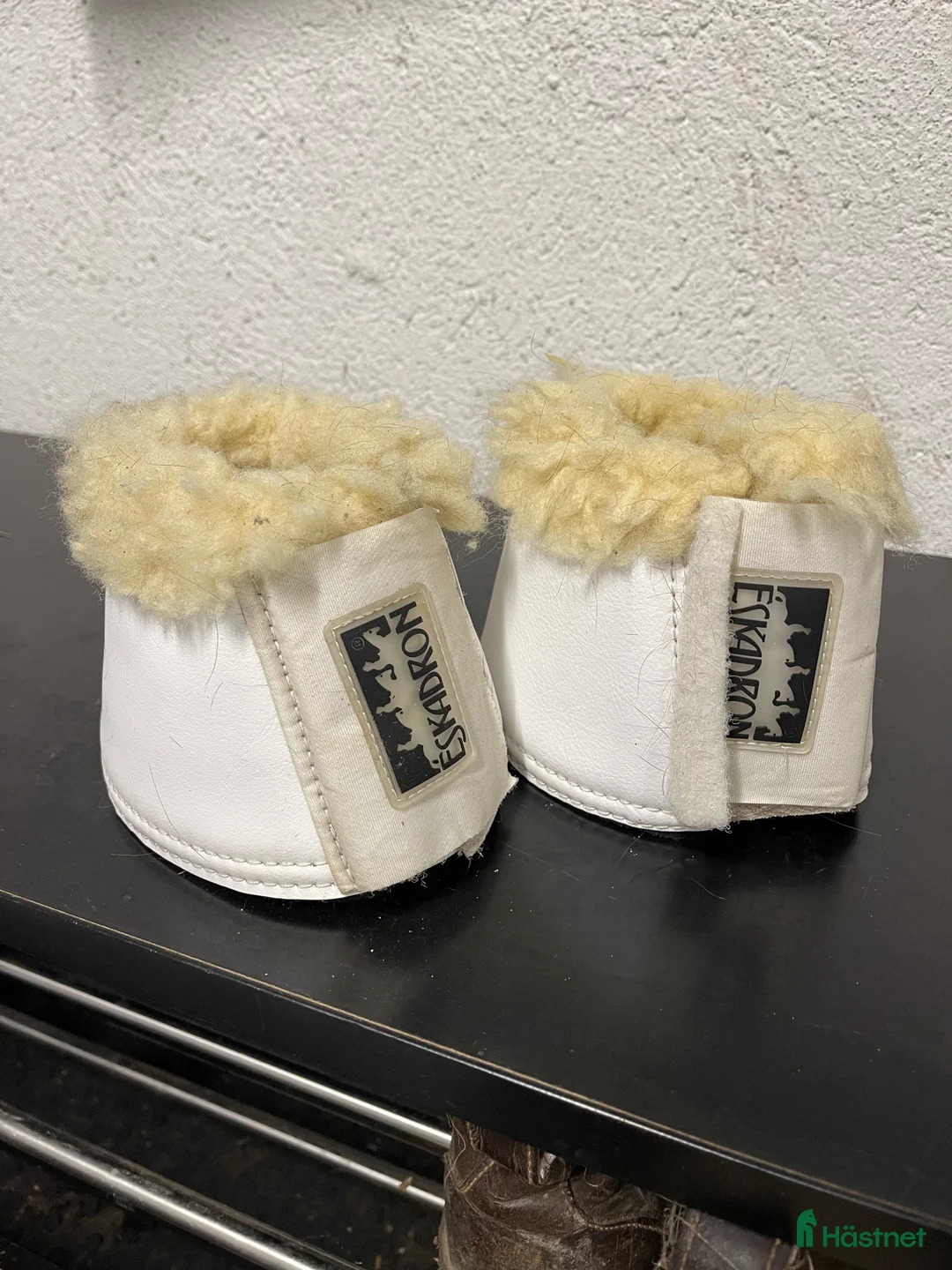 Benskydd hästutrustning till salu: Eskadron-boots i Sundsvall - Annons 1