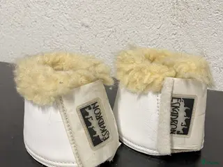 Benskydd hästutrustning till salu: Eskadron-boots i Sundsvall - Annons 3