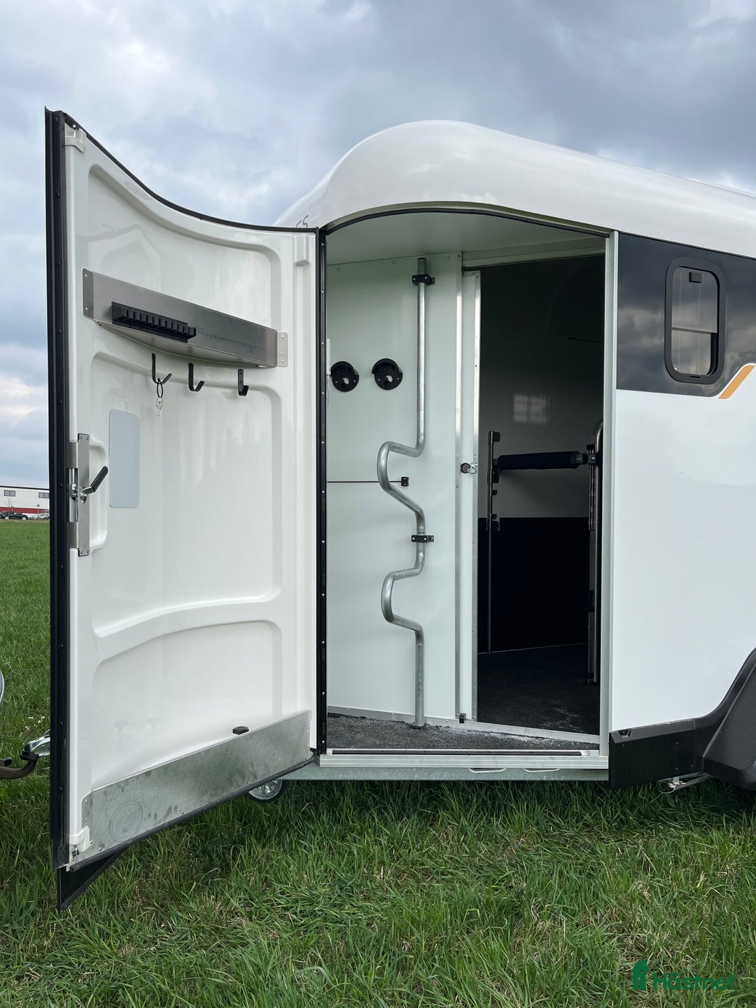 Hästtransporter  fordon & transport till salu: Forzab EQ2 med eller utan fronturlastning i Klippan - Annons 8