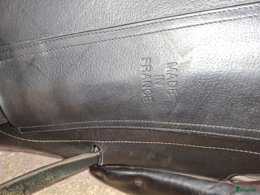 Sadlar hästutrustning till salu: Dressyrsadel Childeric DAC i Visby - Annons 4