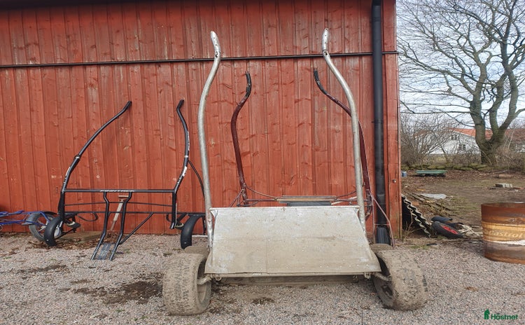 Travvagnar trav till salu: Rockard i Halmstad - Annons 1