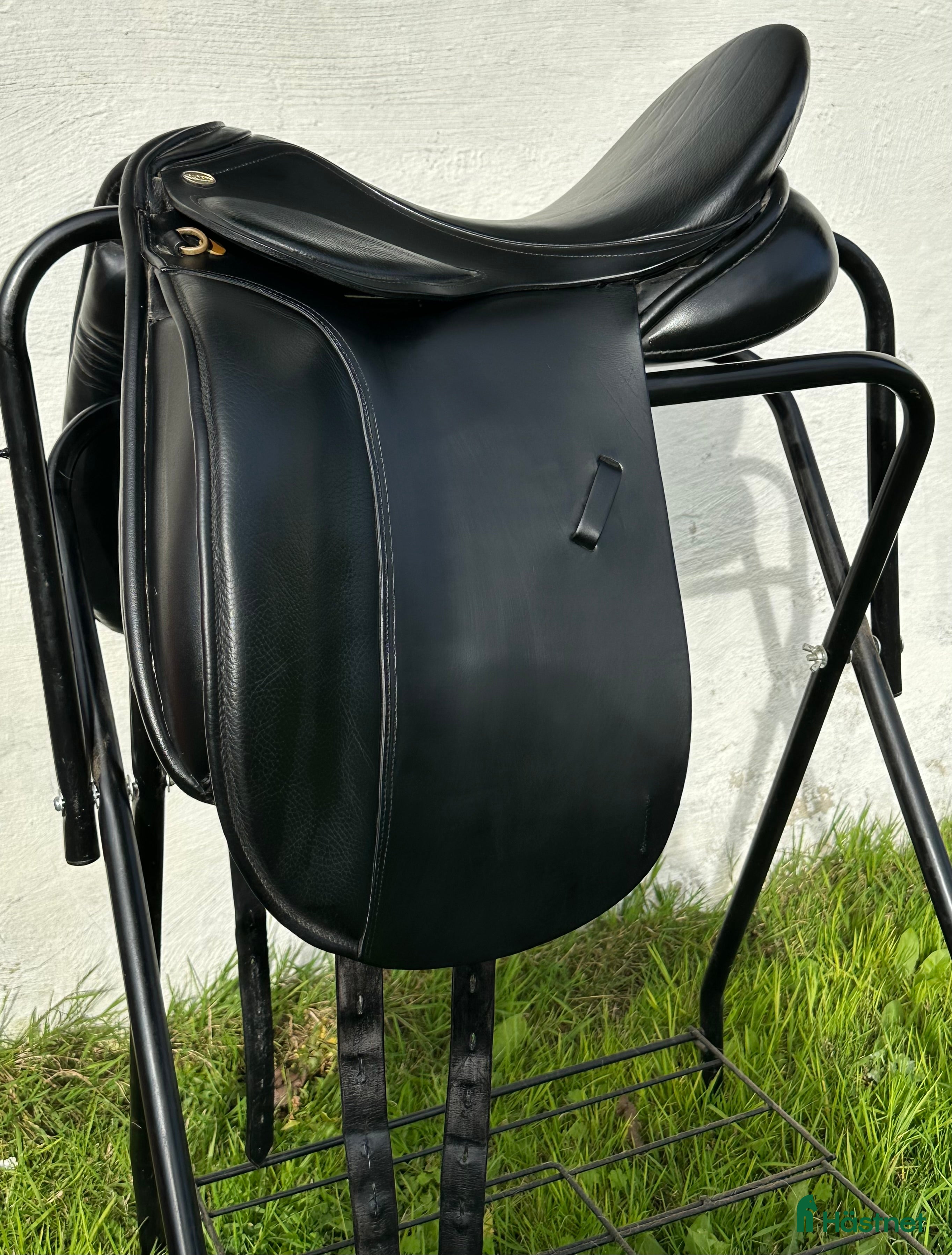 Sadlar hästutrustning till salu: Fin Globus Clic  i Helsingborg - Annons 2