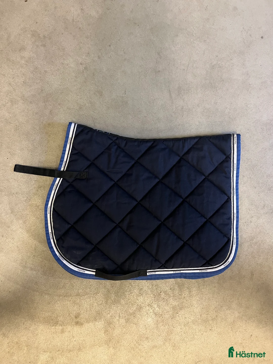 Schabrak & Vojlockar hästutrustning till salu: Superfint stilrent equiline schabrak  - Annons 1