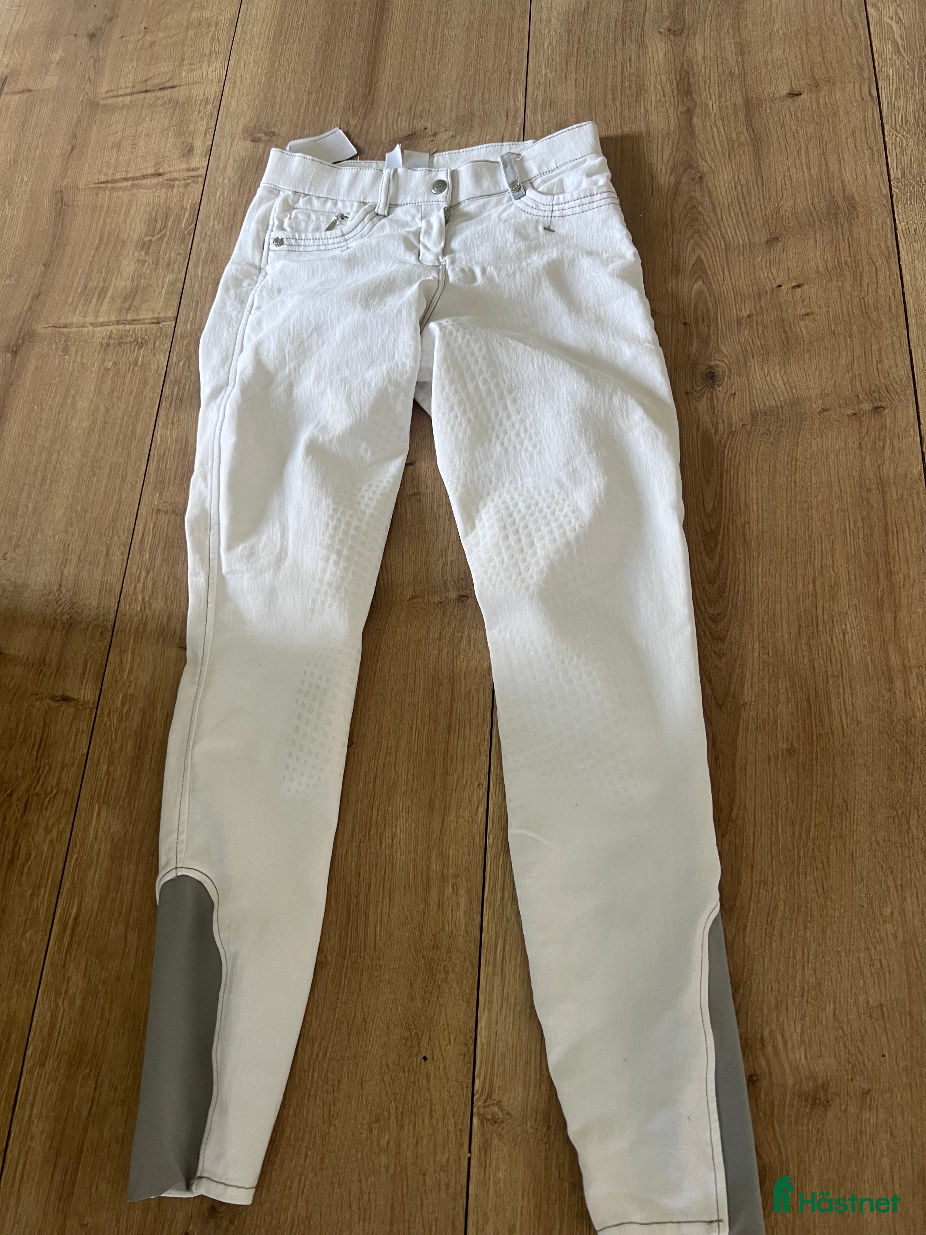 Ridbyxor ryttarutrustning till salu: Vita ridbyxor i Sundsvall - Annons 11