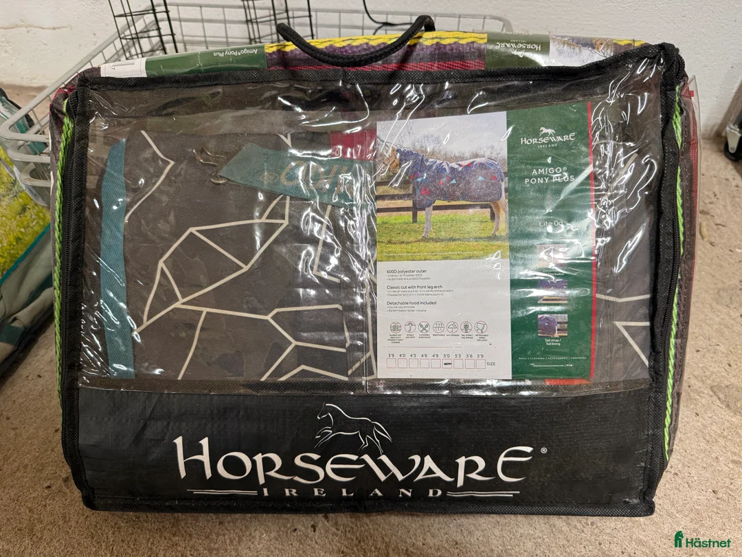 Täcken hästutrustning till salu: Horseware Amigo Pony plus i Landeryd - Annons 1