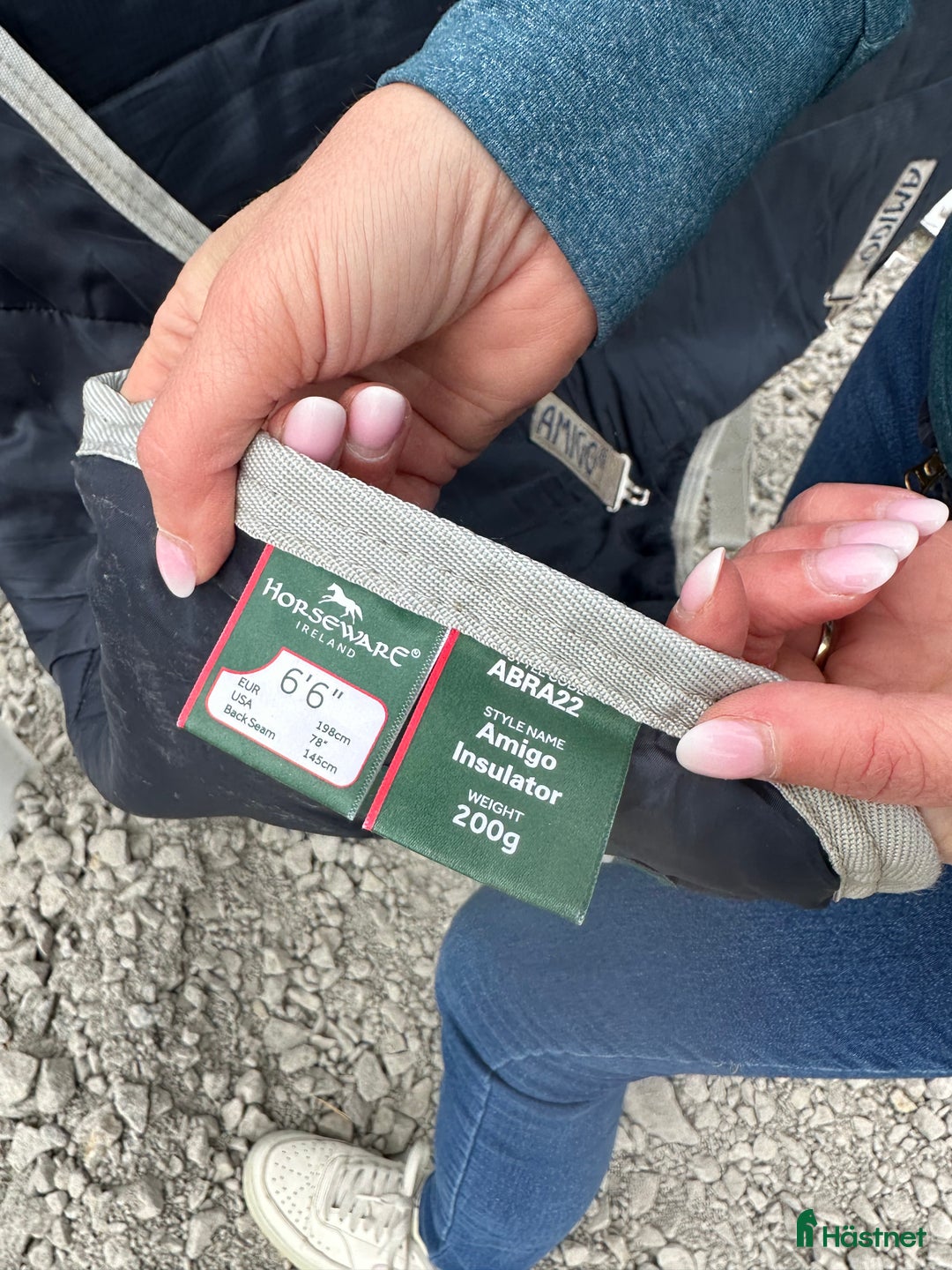 Täcken hästutrustning till salu: Amigo Insulator 200 g stalltäcke stl. 145 i Ekerö - Annons 2