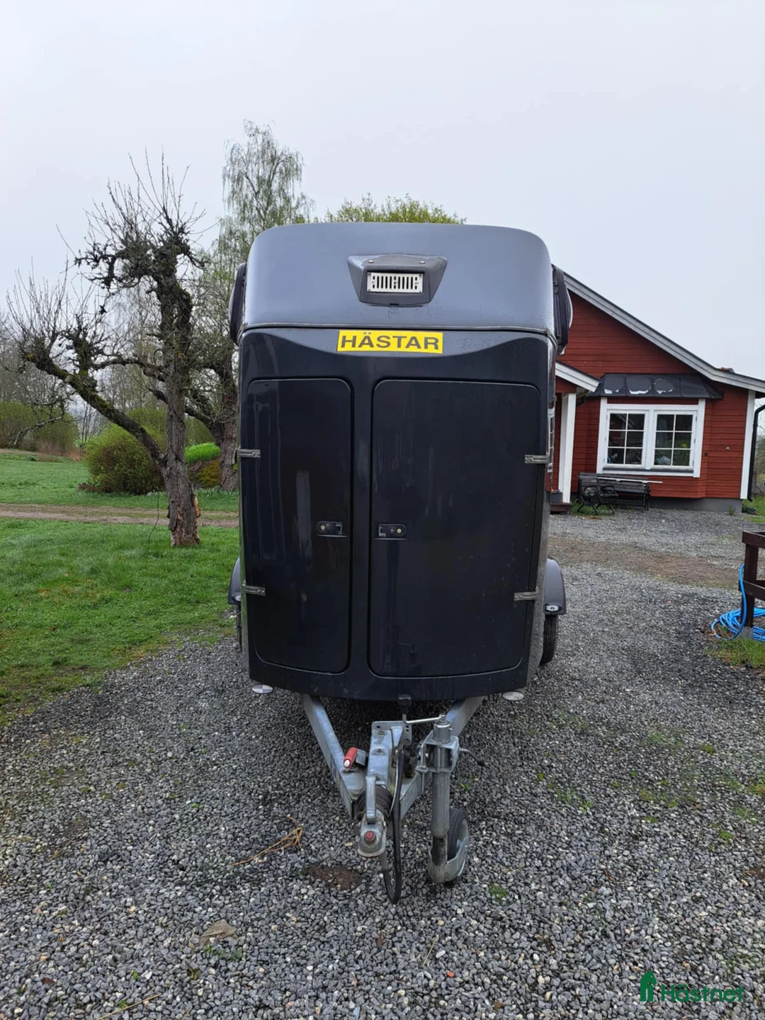 Hästtransporter  fordon & transport till salu: Thule Hästtransport  i Katrineholm - Annons 2