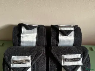 Benskydd hästutrustning Svarta benlindor i Perstorp - Annons 18