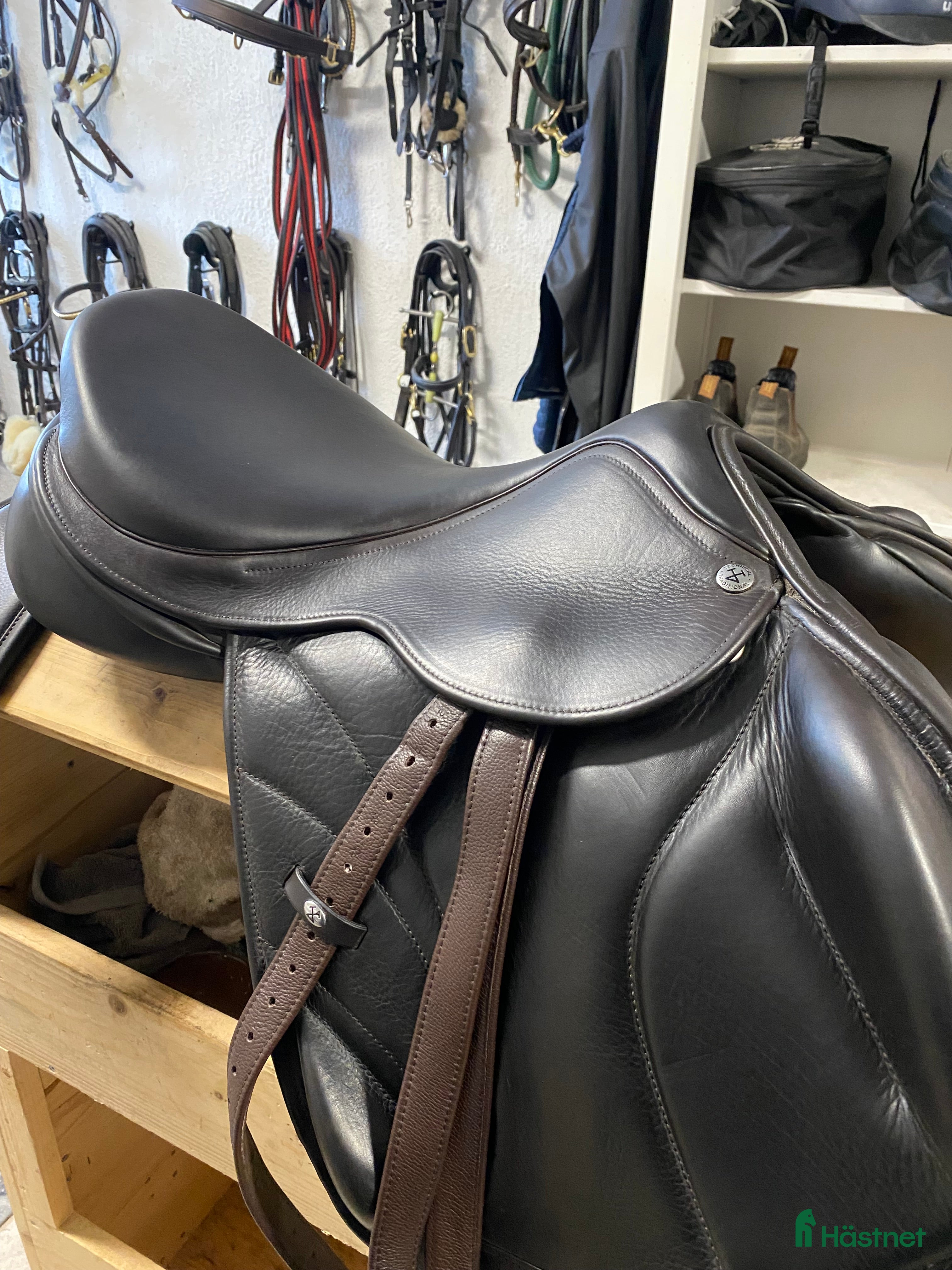 Sadlar hästutrustning Technical & Traditional Monoflap sadel säljs - Annons 1