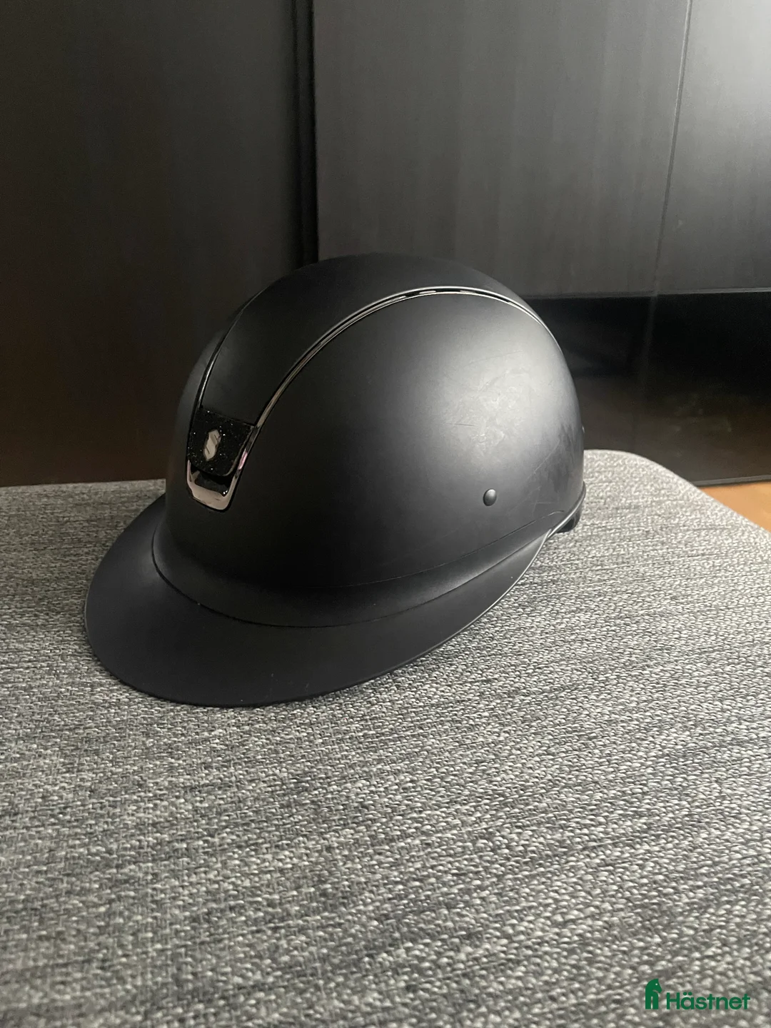 Hjälmar ryttarutrustning till salu: Samsheild ridhjälm i Västerås - Annons 2