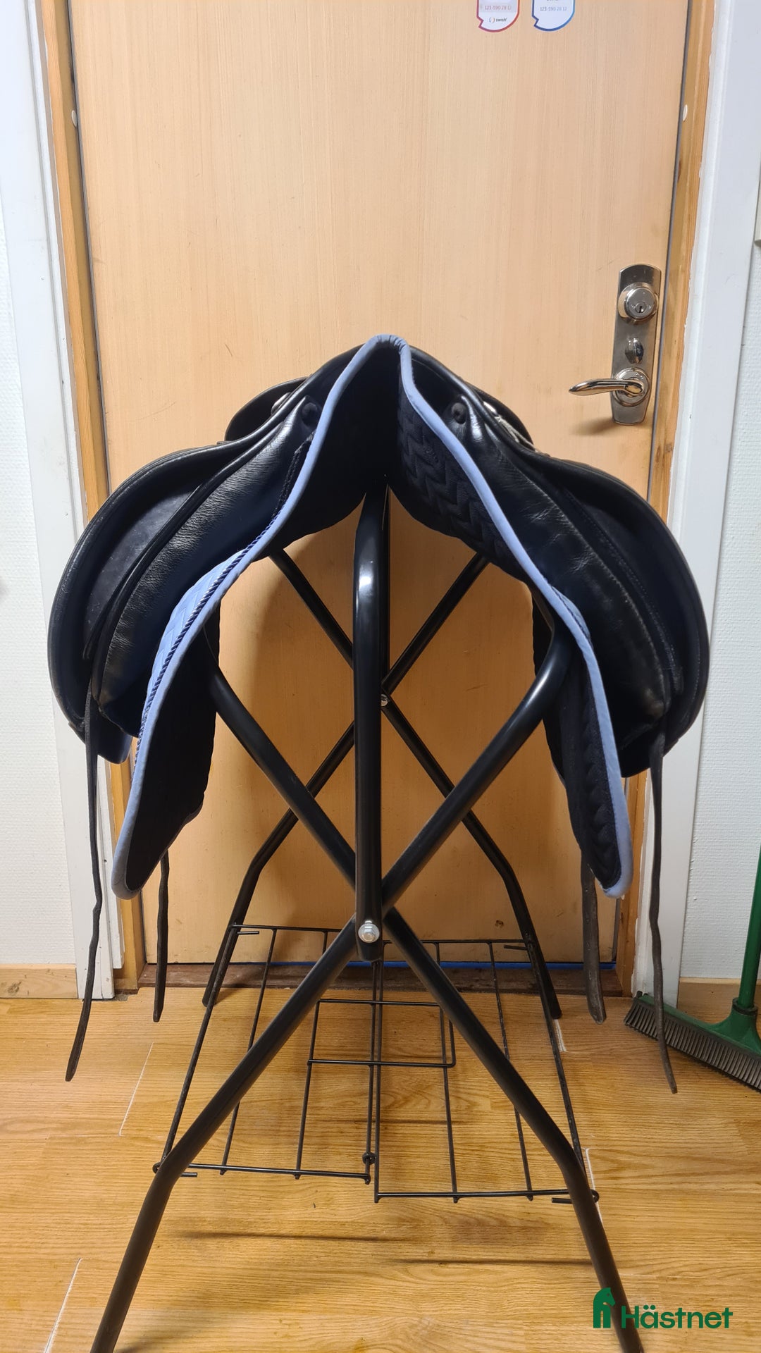 Sadlar hästutrustning till salu: Prestige Lucky Dressage  i Hamneda - Annons 5