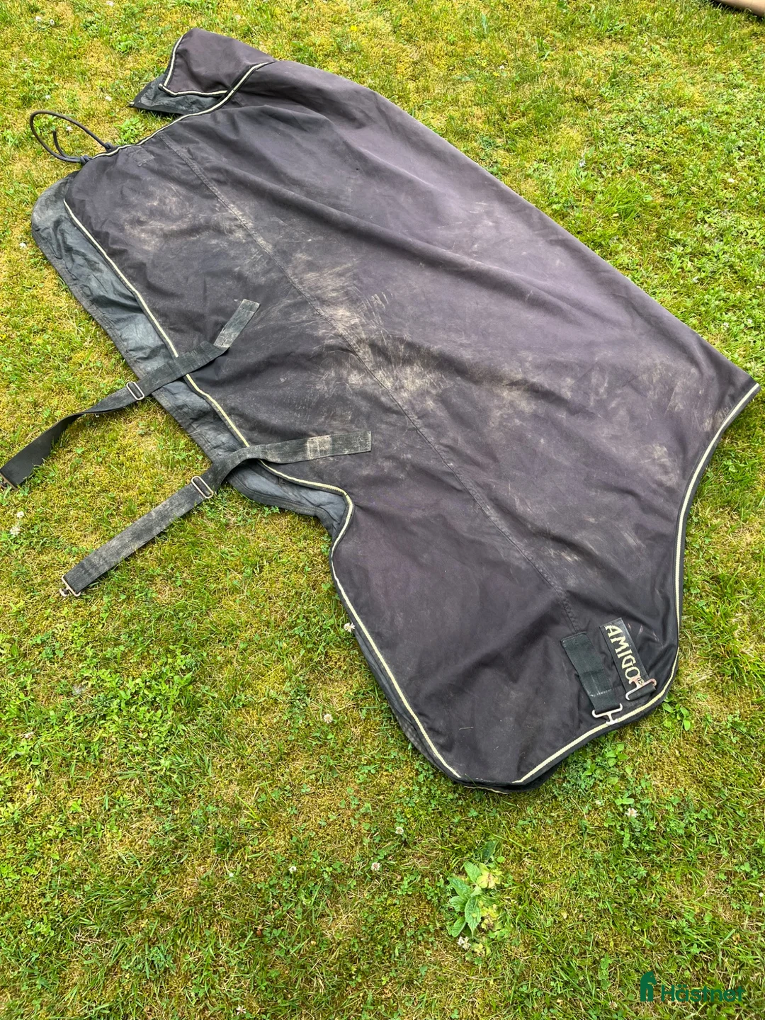 Täcken hästutrustning till salu: Horseware Amigo 1200D Turnout 30 g, stl 155 (6,9) - Annons 4