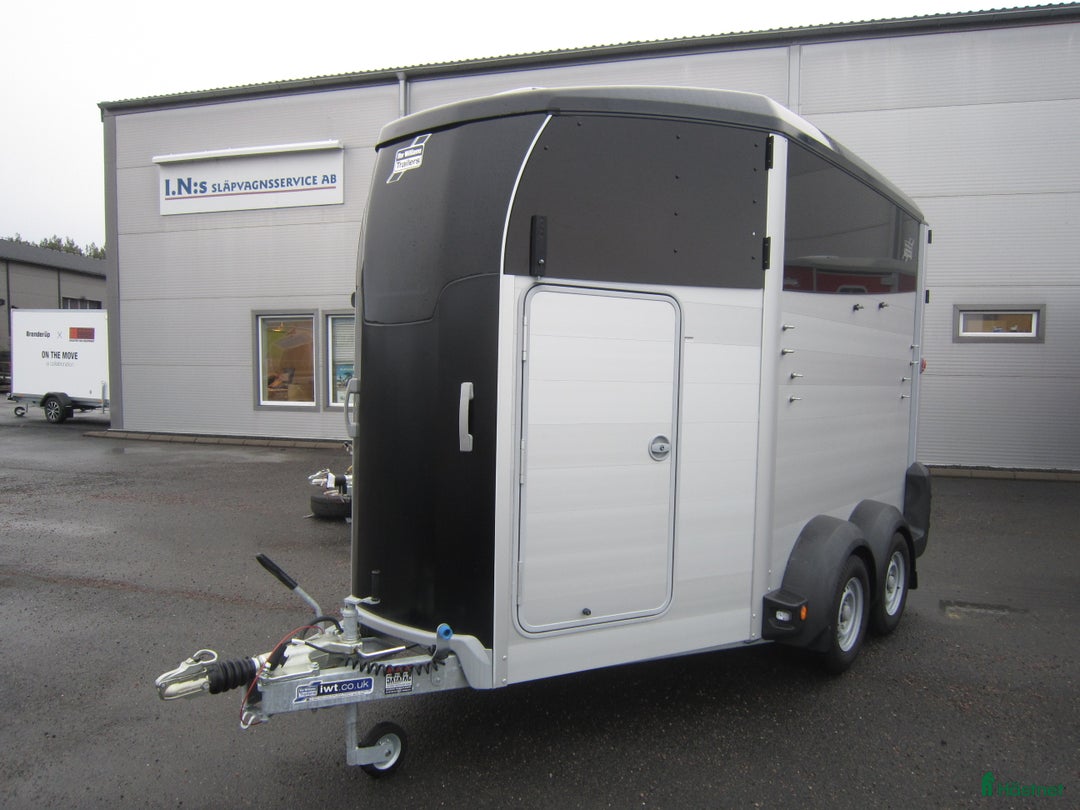 Hästtransporter  fordon & transport till salu: IFOR Williams Hästtransport HBX511! i Jönköping - Annons 2