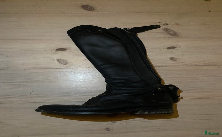 Ridstövlar ryttarutrustning till salu: Ridstövlar i Norsholm - Annons 2