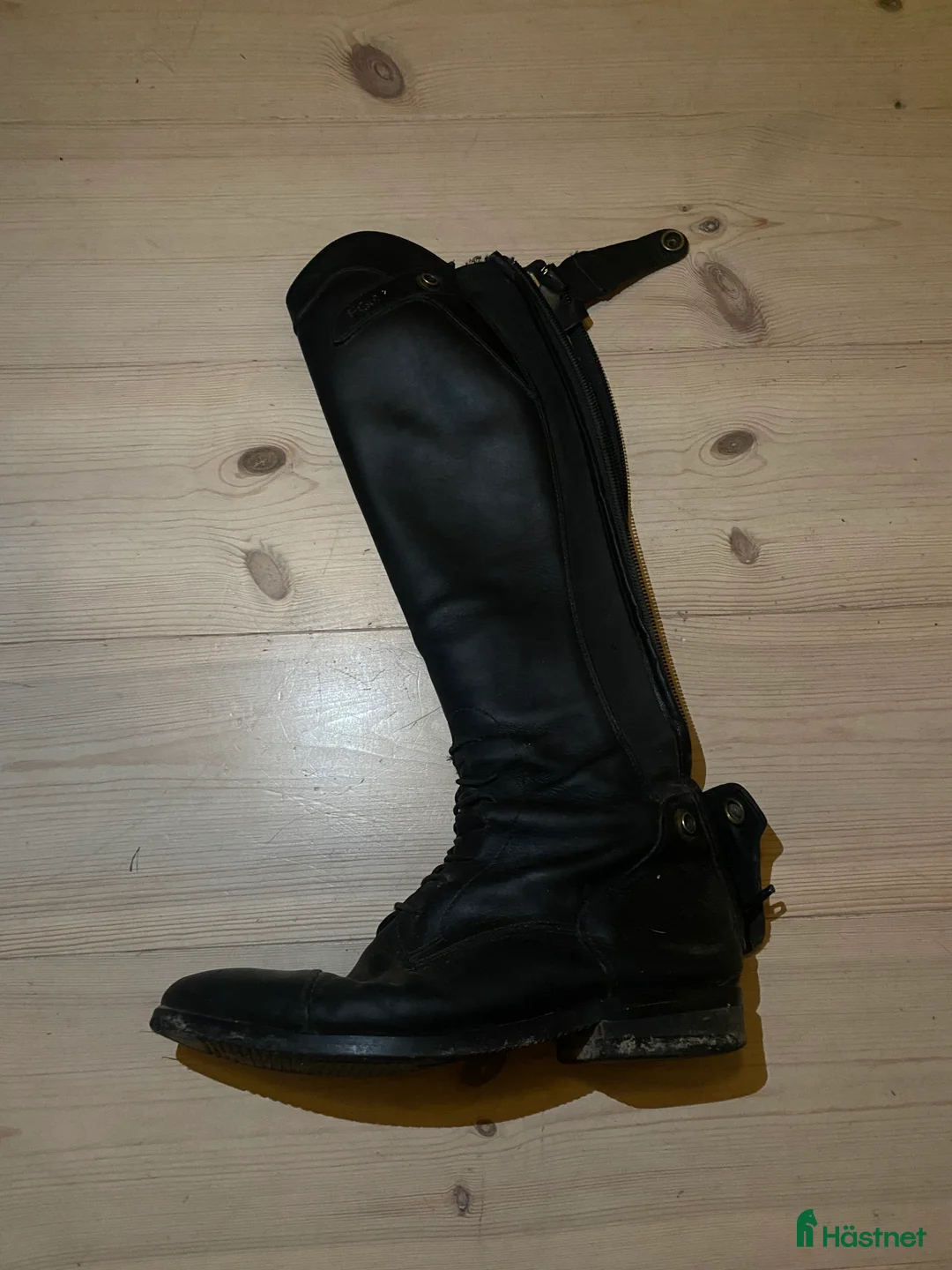 Ridstövlar ryttarutrustning till salu: Ridstövlar i Norsholm - Annons 1