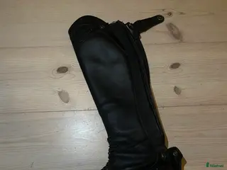 Ridstövlar ryttarutrustning till salu: Ridstövlar i Norsholm - Annons 2