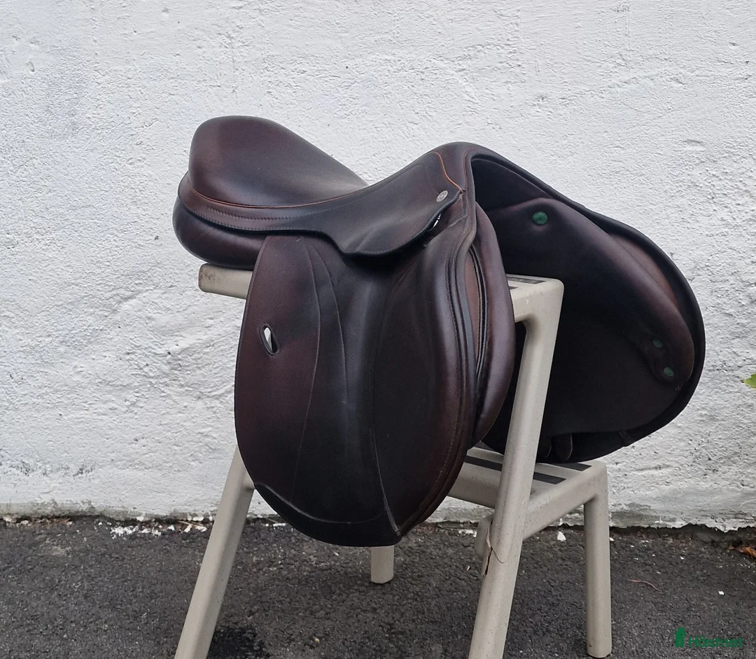 Sadlar hästutrustning till salu: Equipe Expression Special i Matfors - Annons 4