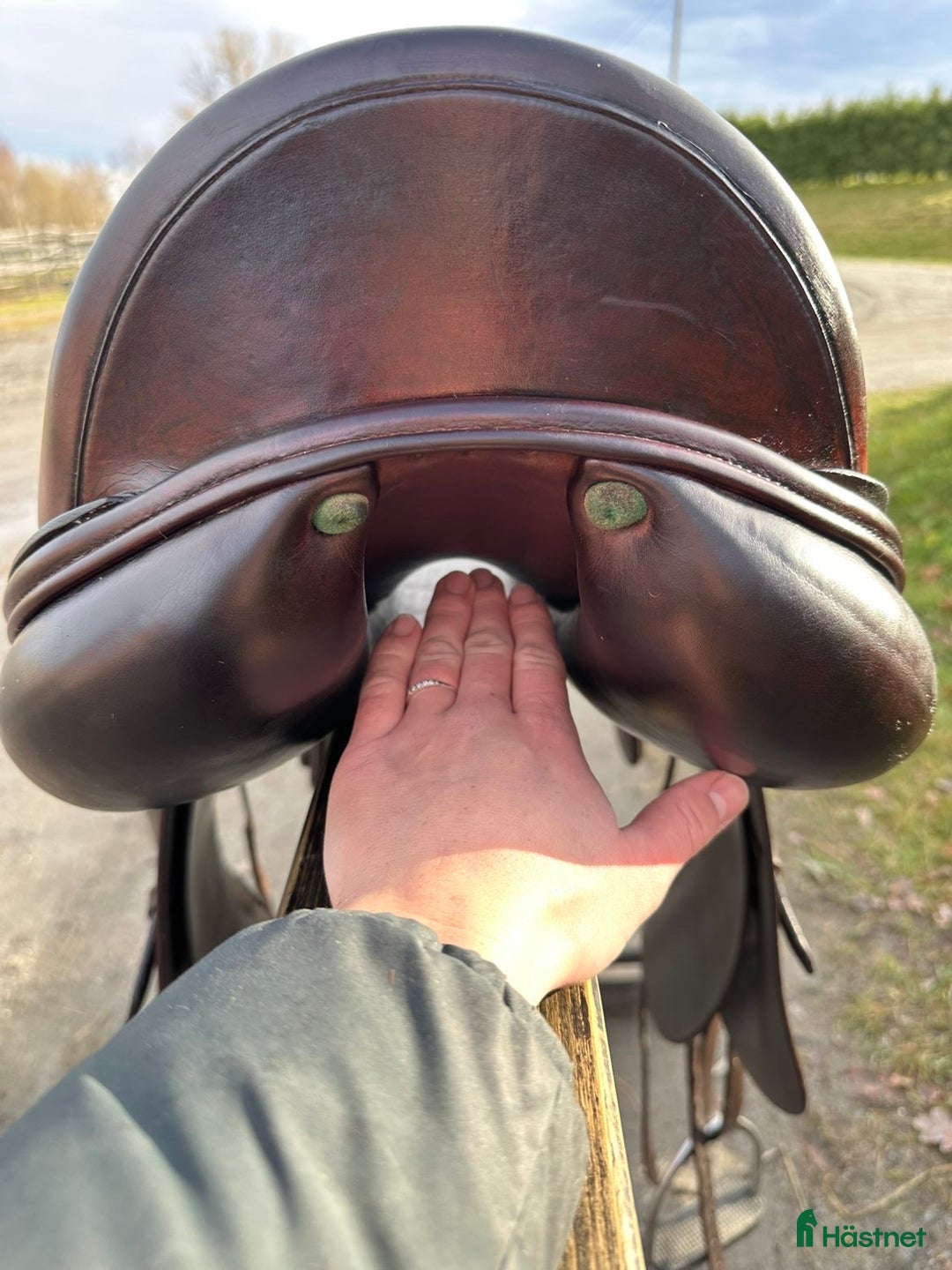 Sadlar hästutrustning till salu: Amerigo Classic 17 | +0,5 i bom i Askim - Annons 2