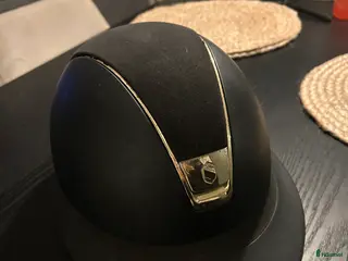 Hjälmar ryttarutrustning till salu: Fin samshieldhjälm - Annons 2