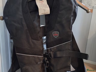 Säkerhetsvästar ryttarutrustning till salu: EQ3 Spark Air Vest i Katrineholm - Annons 16