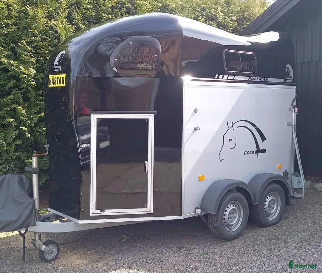 Hästtransporter  fordon & transport till salu: Välskött Cheval Liberte.  i Kungsbacka - Annons 1