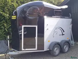 Hästtransporter fordon & transport till salu: Välskött Cheval Liberte. - Annons 2