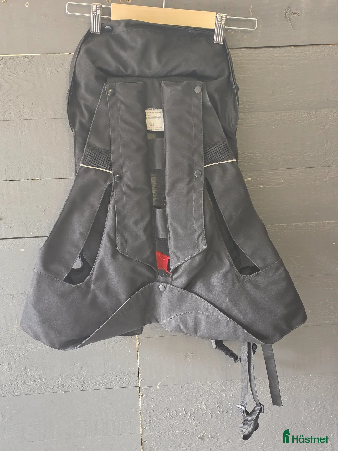 Säkerhetsvästar ryttarutrustning till salu: Jättefin air begväst - Annons 2