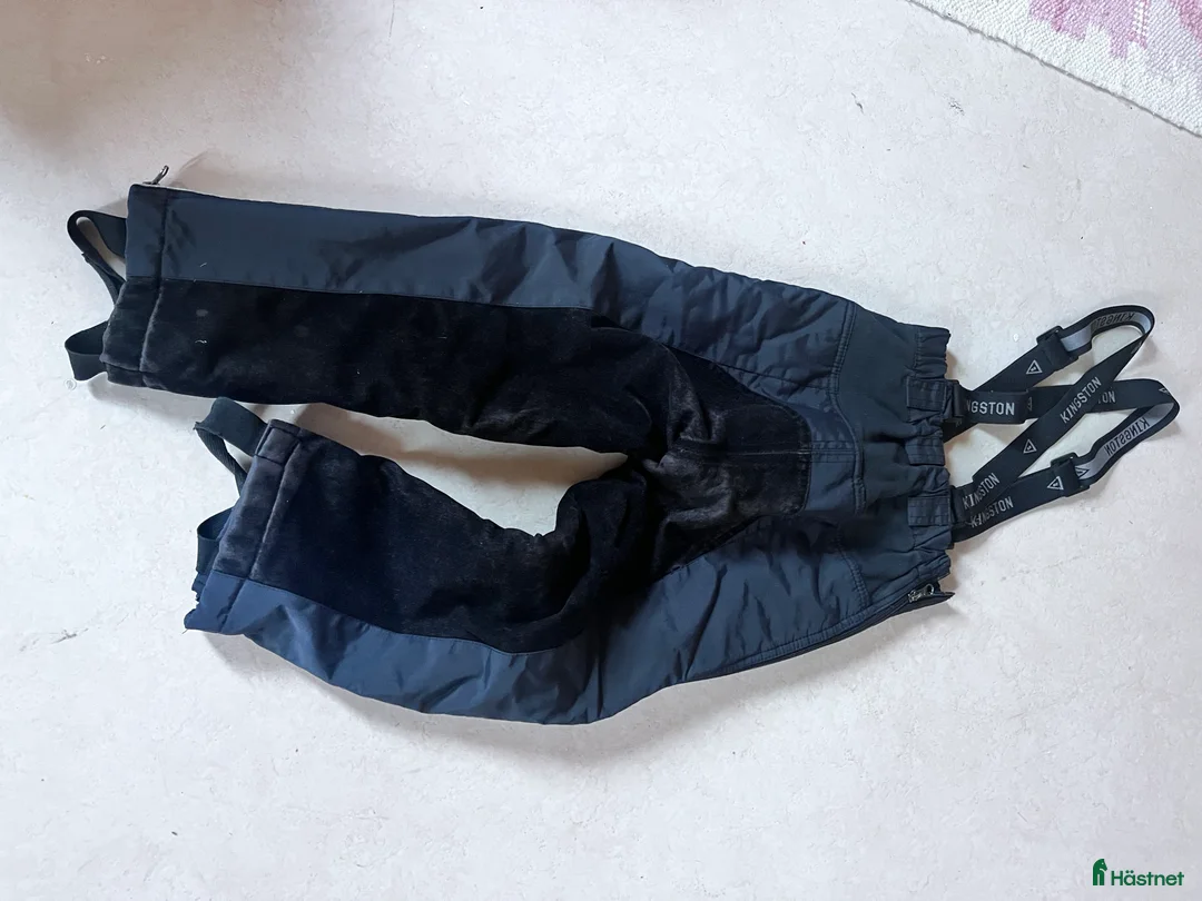 Ridbyxor ryttarutrustning till salu: Vinterridbyxor, junior, storlek 120 i Nygård - Annons 2