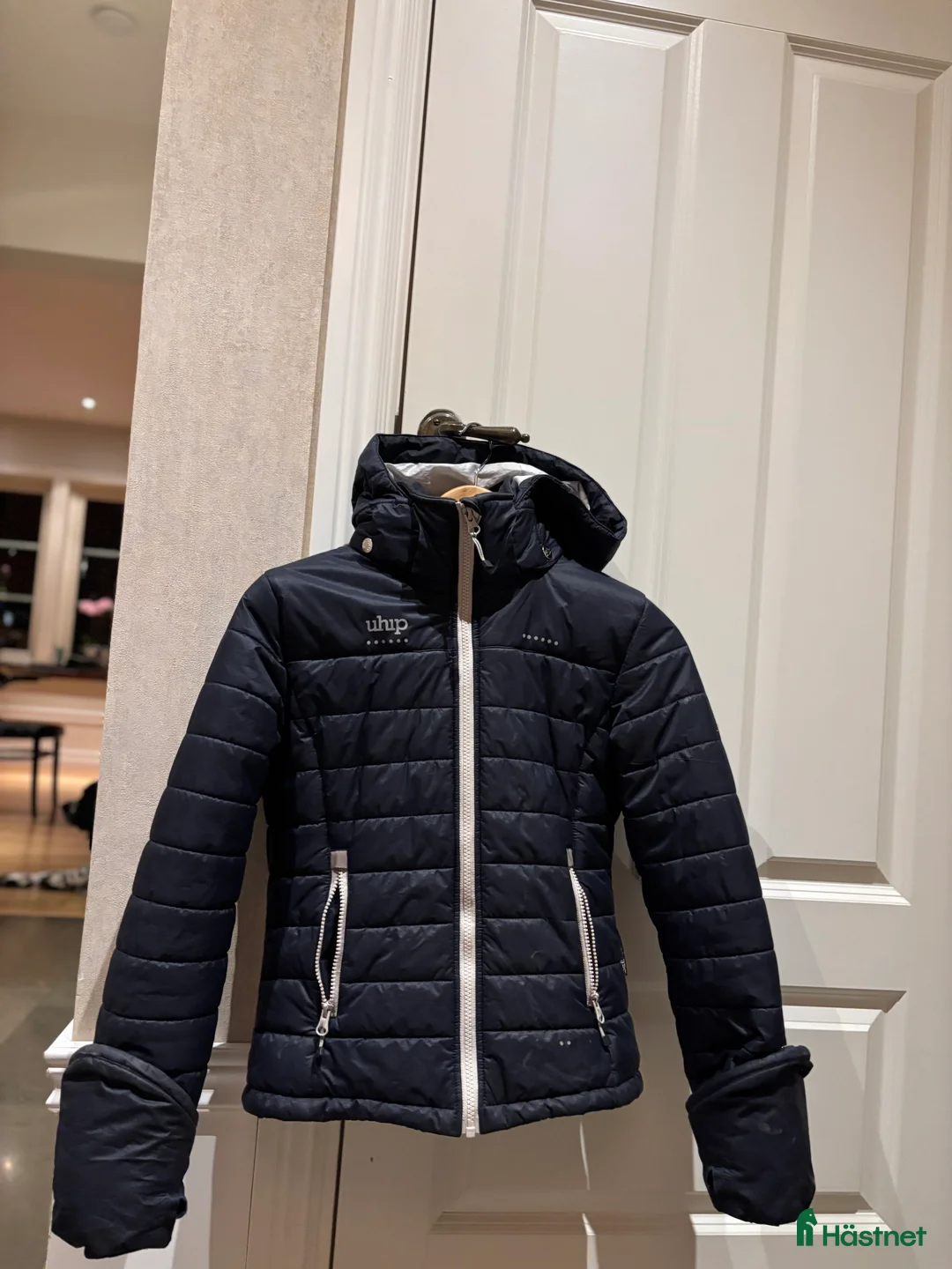 Jackor & Kavajer ryttarutrustning till salu: Uhip jacka stl 152 - Annons 1